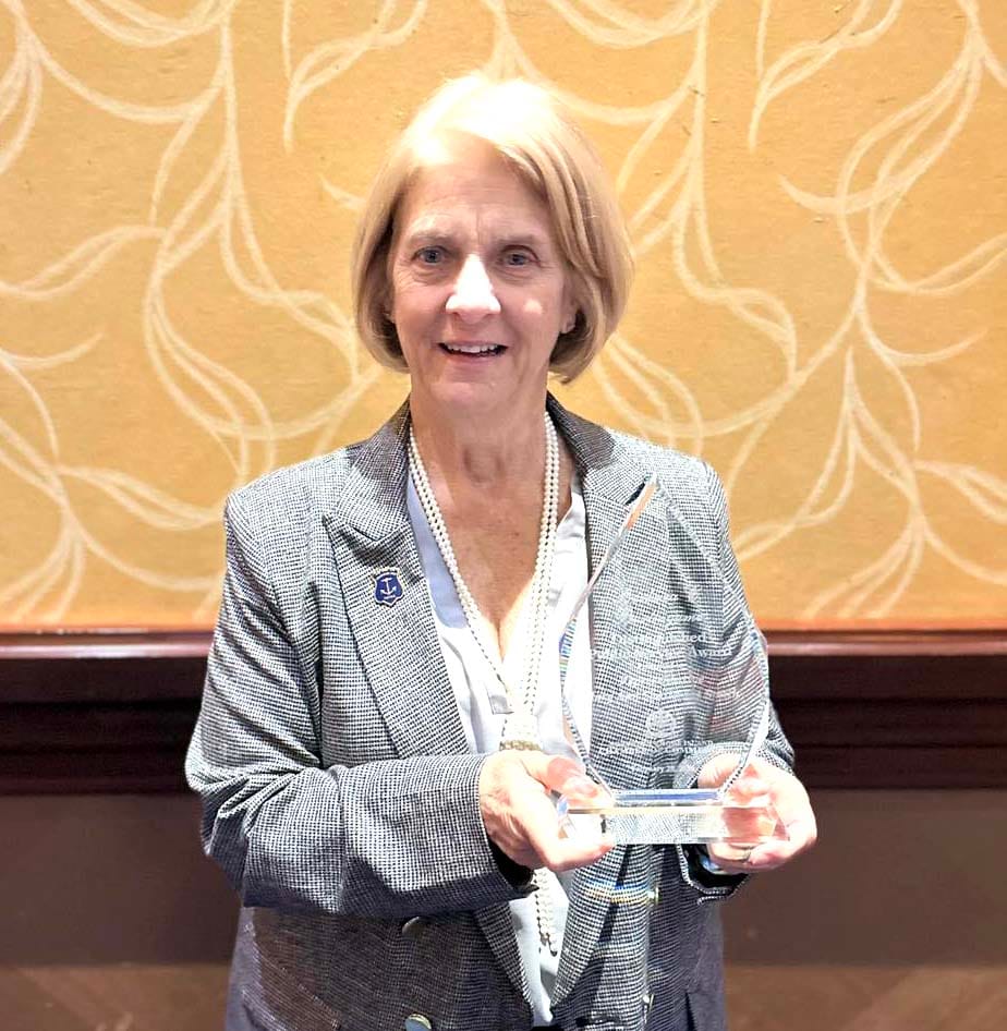 Barbara C. Burlingame Distinguished Public Service Award